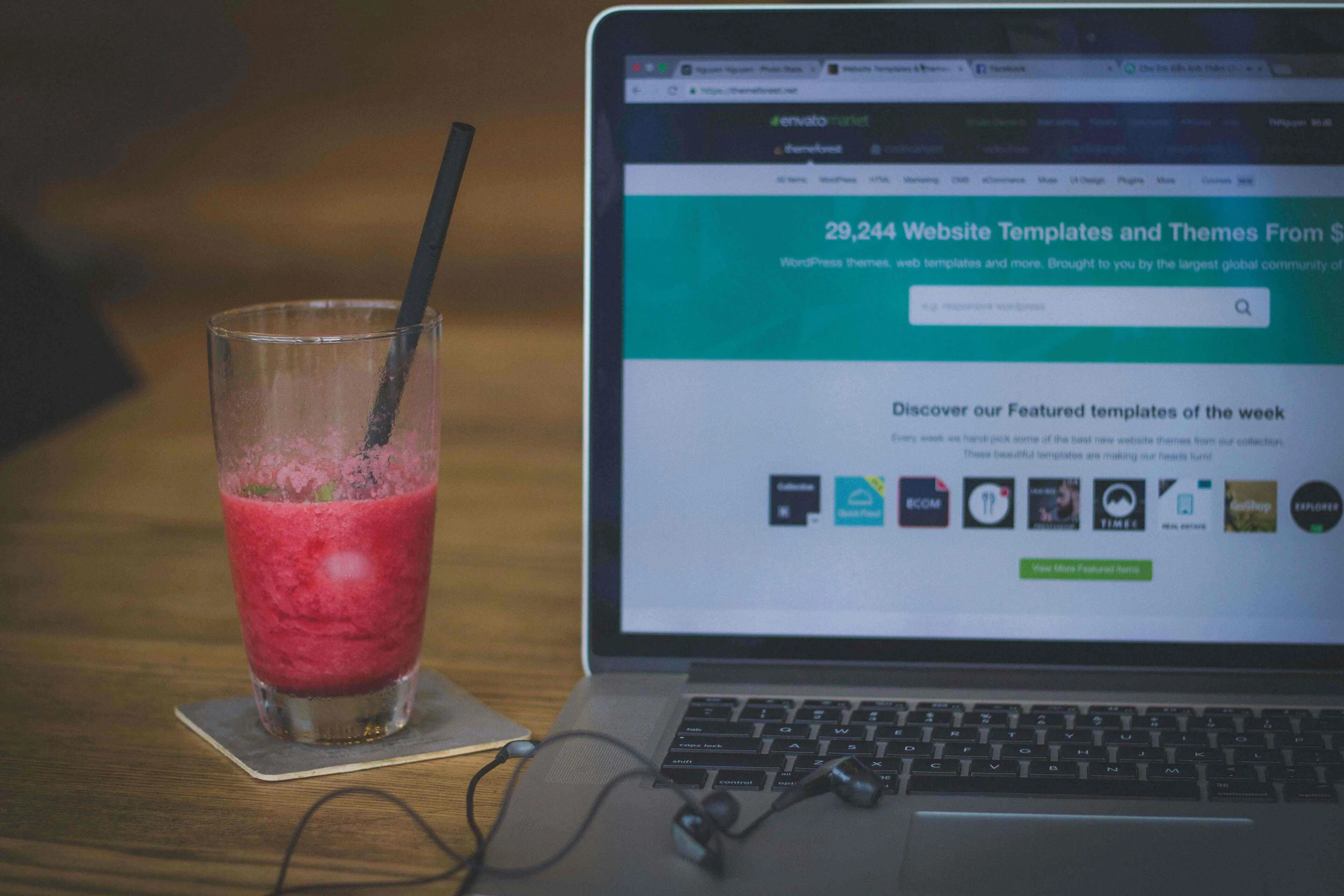 Website themes juice